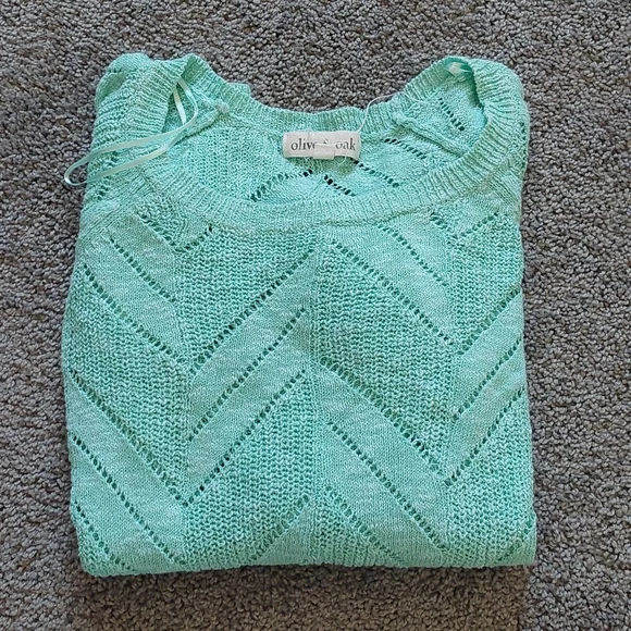 Sweater - Picture 1 of 1